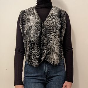 VINTAGE ANIMAL PRINT FAUX FUR VEST